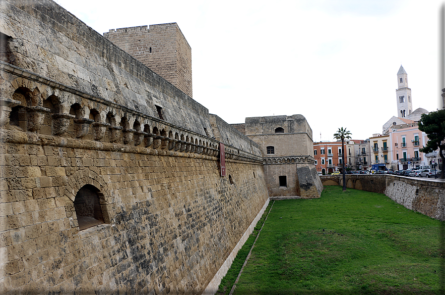 foto Castello Normanno Svevo